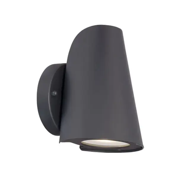 This energy-efficient LED wall sconce combines contemporary styling with durable cast aluminum construction. The compact 7-inch design features clear glass and integrated LED technology, perfect for modern outdoor spaces.