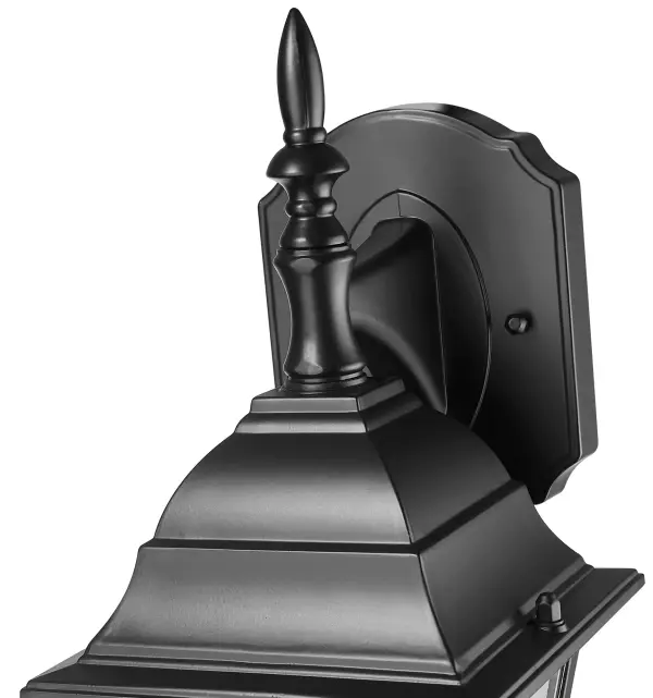 Affordable Traditional Outdoor Wall Lantern with Classic Appeal - Image 4