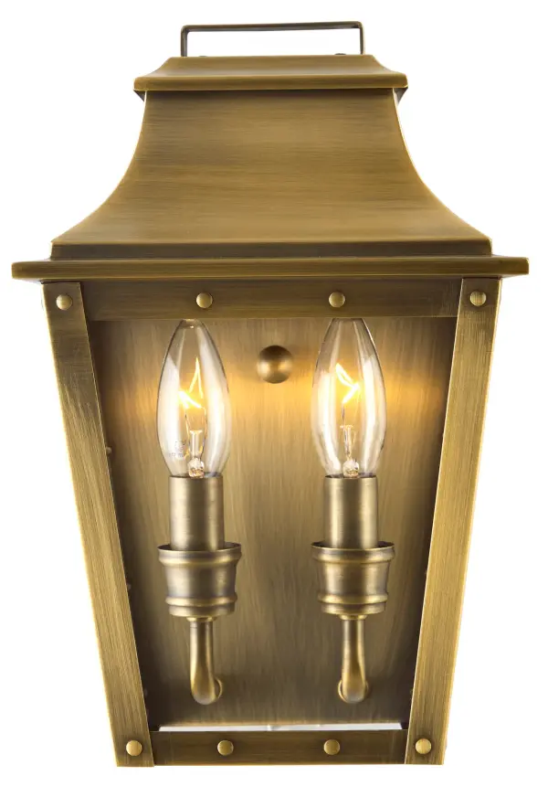 Classic Brass Outdoor Sconce with Timeless Lantern Design - Image 4