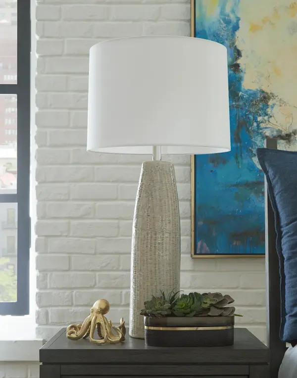 Trend Home Ceramic Table Lamp with Linen Shade - Image 8
