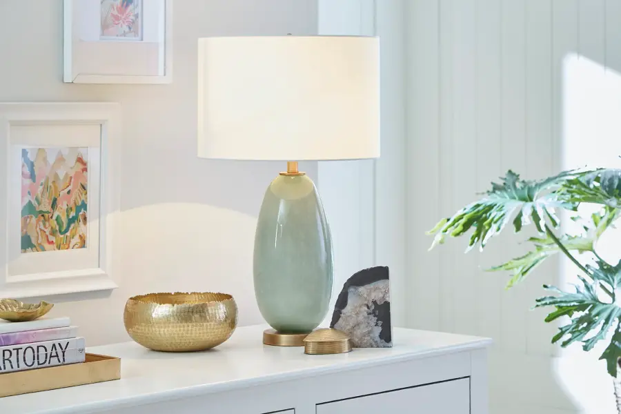 Trend Home 1-Light Table Lamp in Brass - Image 6