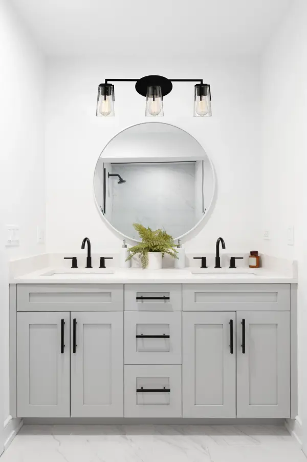 Sacremento 3-Light Bathroom Vanity Light in Black - Image 7