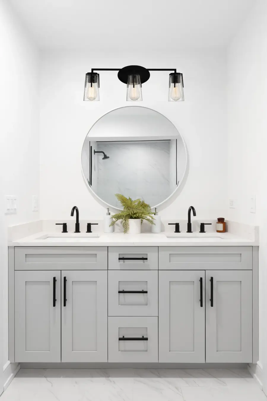Sacremento 3-Light Bathroom Vanity Light in Black - Image 7