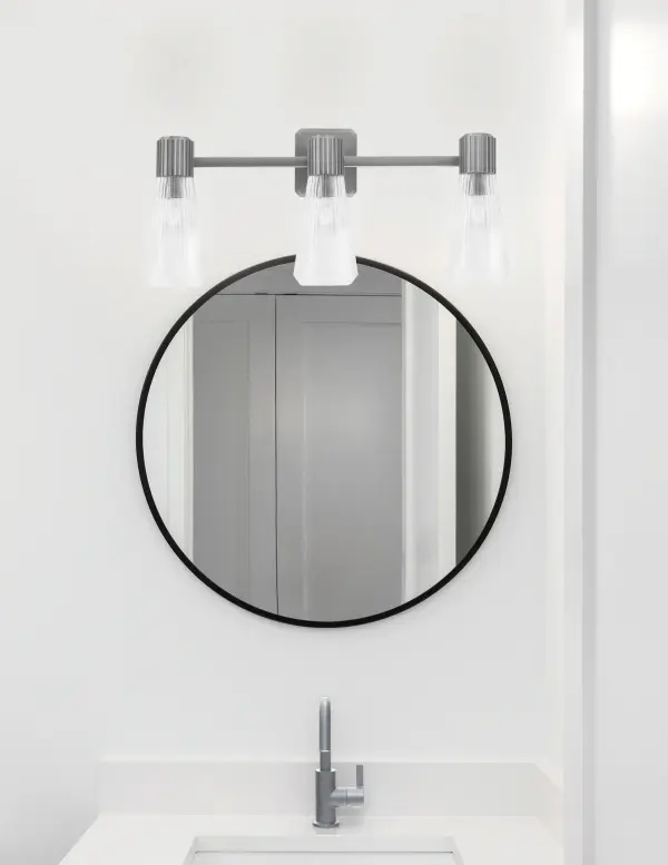 Everleigh 3 Light Bath Bar in Graphite with Clear Ribbed Glass - Image 3