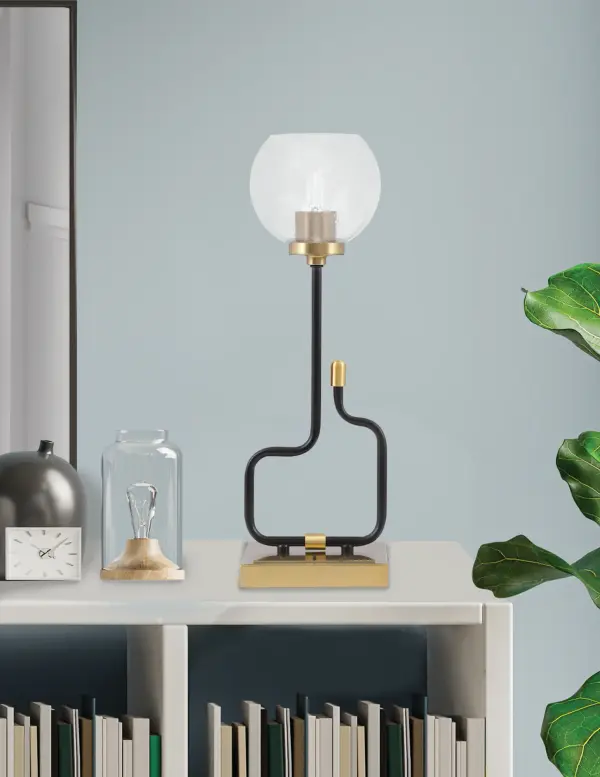 Sandia Accent Lamp with USB Ports - Matte Black & New Aged Brass - Image 3