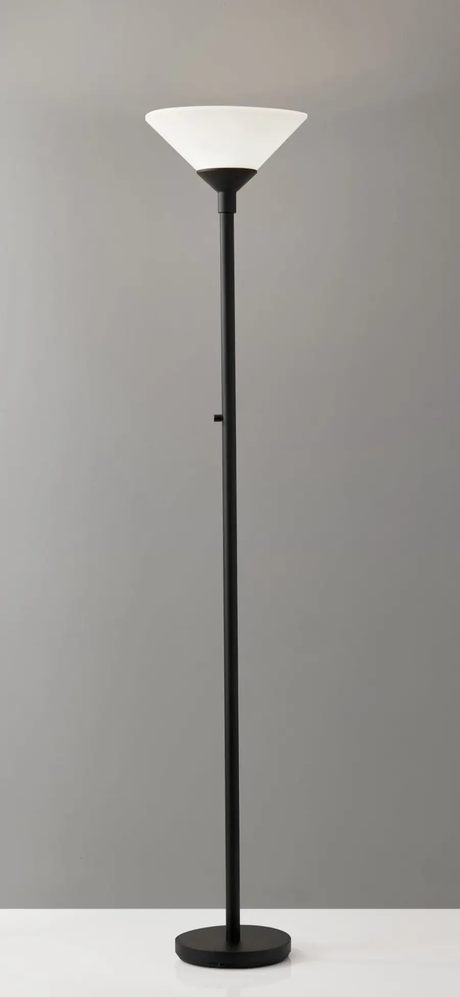 Aries Floor Lamp - Image 3