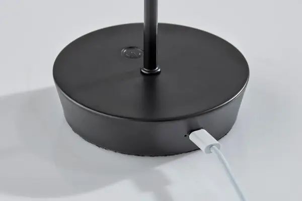 Ako LED Cordless Table Lamp - Image 8