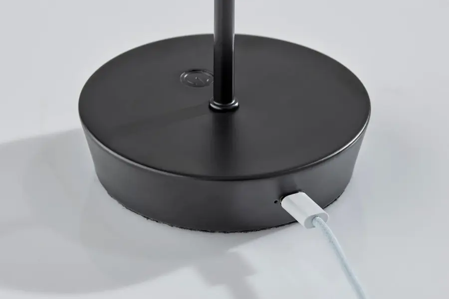 Ako LED Cordless Table Lamp - Image 8