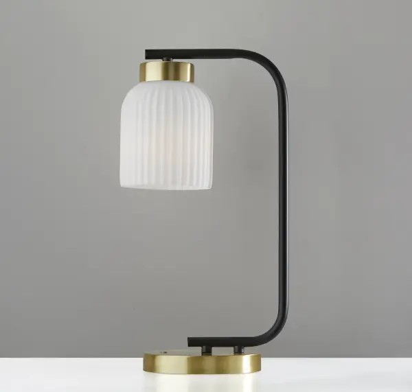 Modern Elegance Meets Functional Task Lighting - Image 3