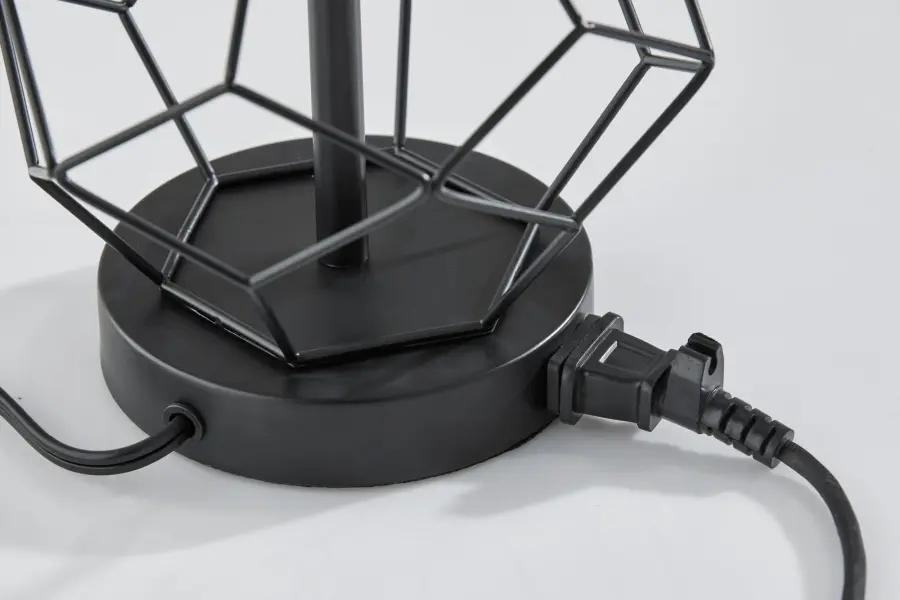 Modern Industrial Style Meets Smart Functionality in Compact Design - Image 7