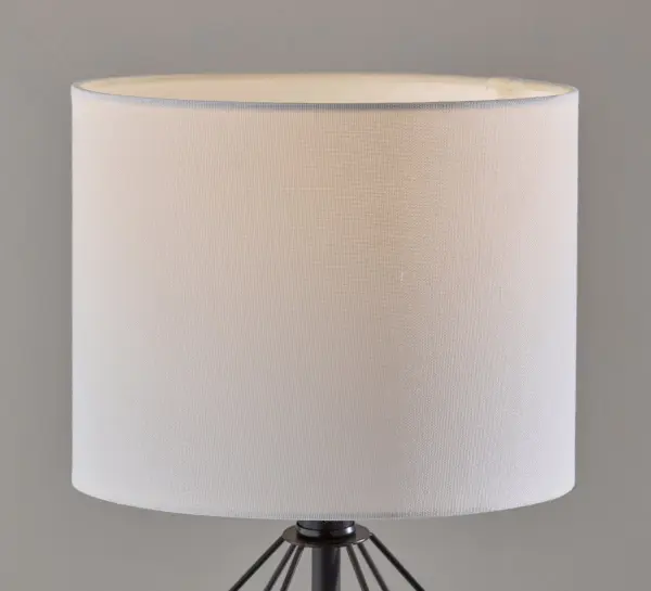 Modern Industrial Style Meets Smart Functionality in Compact Design - Image 8