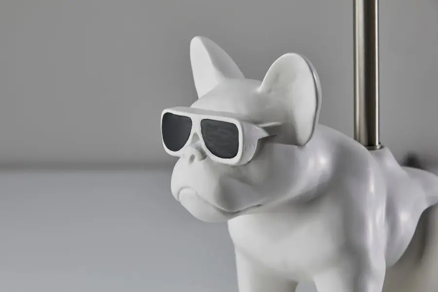 Sunny Dog Table Lamp - Image 2