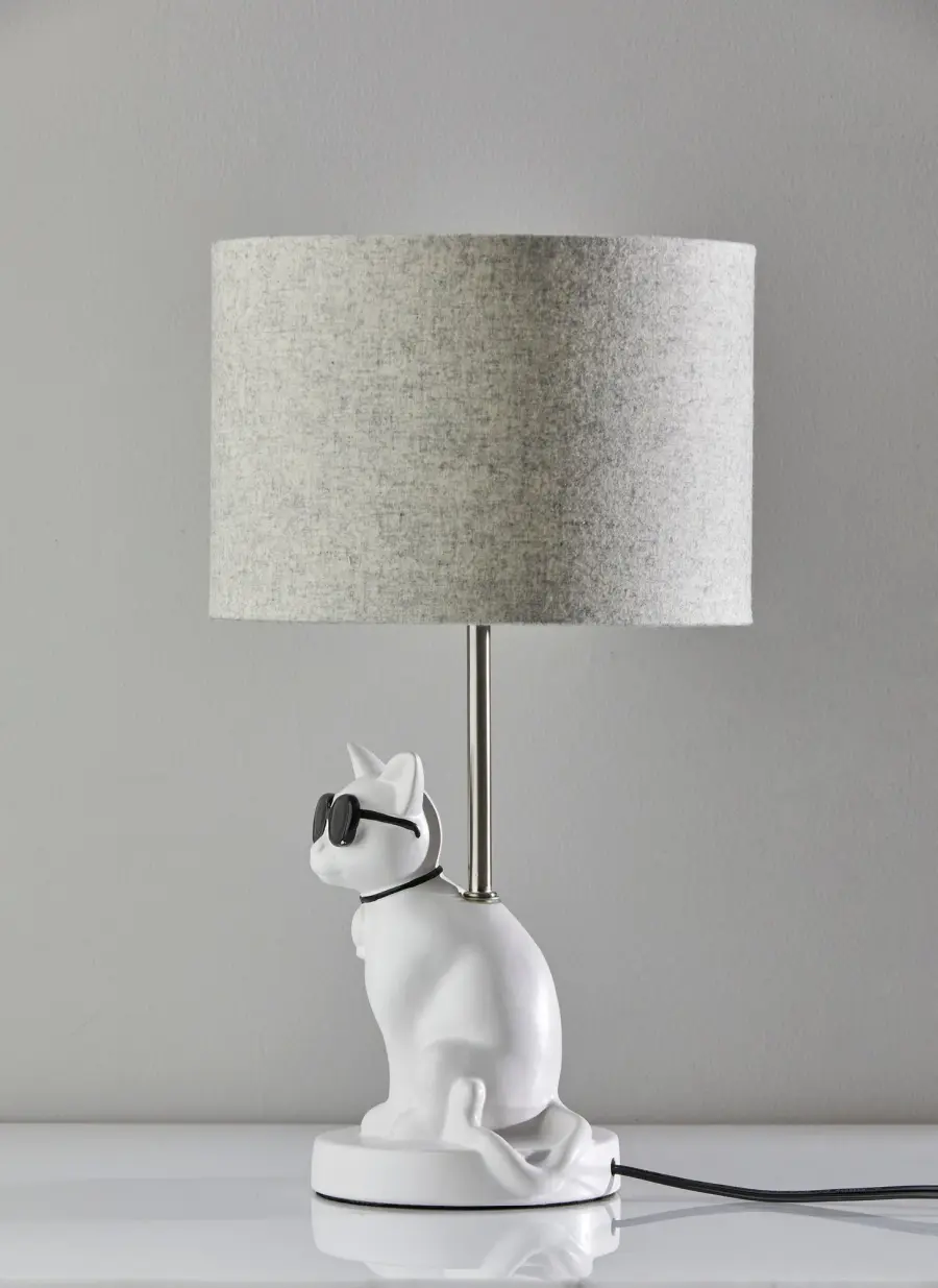 Sunny Cat Table Lamp with Sunglasses - Image 16