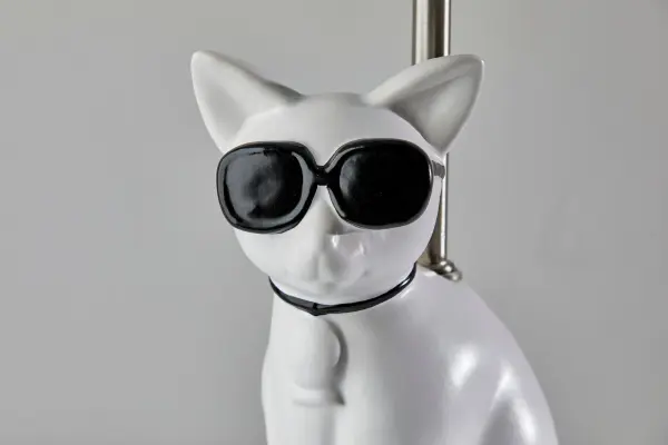 Sunny Cat Table Lamp with Sunglasses - Image 10