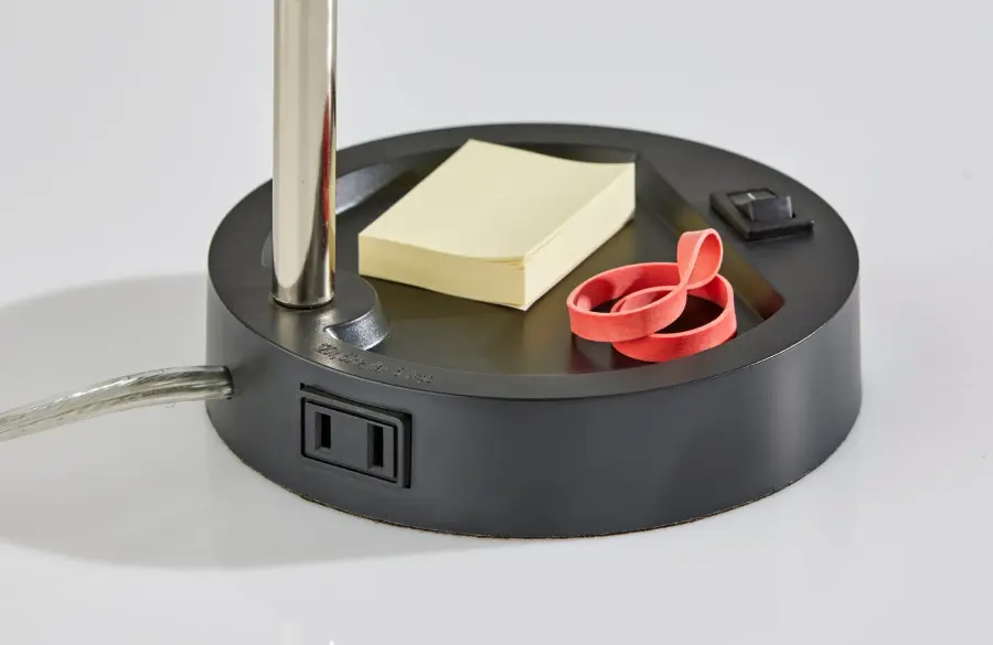 Sleek Energy-Efficient Task Lighting with Adjustable Gooseneck - Image 8