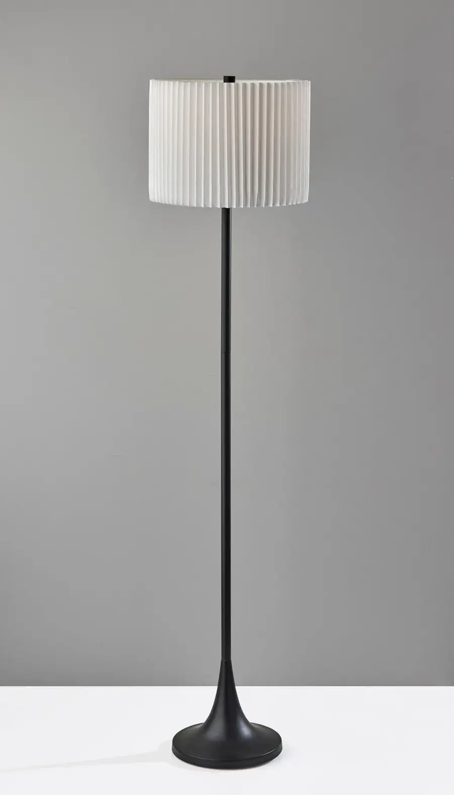 Eli Floor Lamp in Black - Image 3