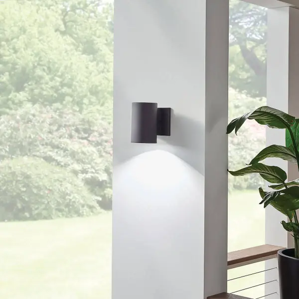 Sleek Dark Sky Compliant LED Wall Light for Modern Outdoor Spaces - Image 4