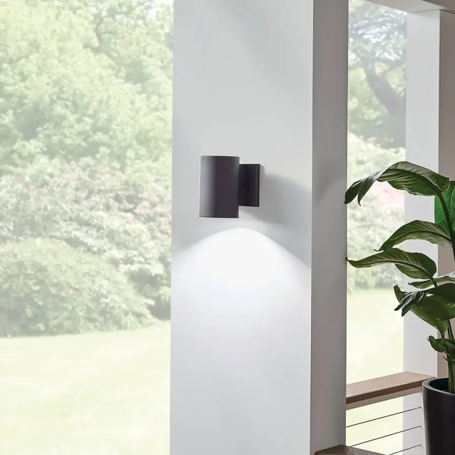 Sleek Dark Sky Compliant LED Wall Light for Modern Outdoor Spaces - Image 4