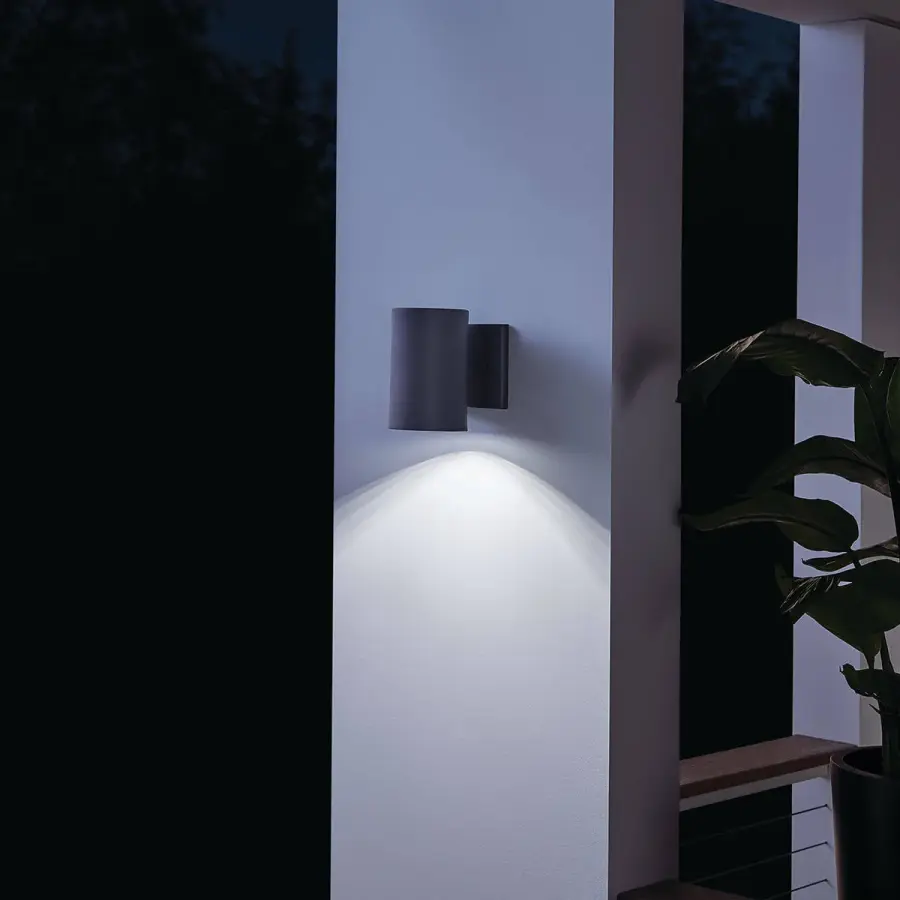 Sleek Dark Sky Compliant LED Wall Light for Modern Outdoor Spaces - Image 5