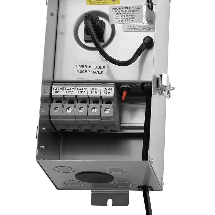 Contractor Series 150W Landscape Transformer - Image 2