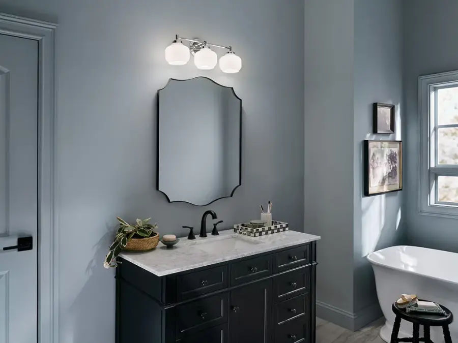 Breslyn 3-Light Vanity Light - Image 7