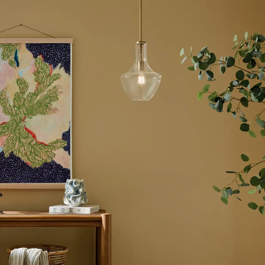 Everly 1-Light Pendant in Natural Brass - Image 6