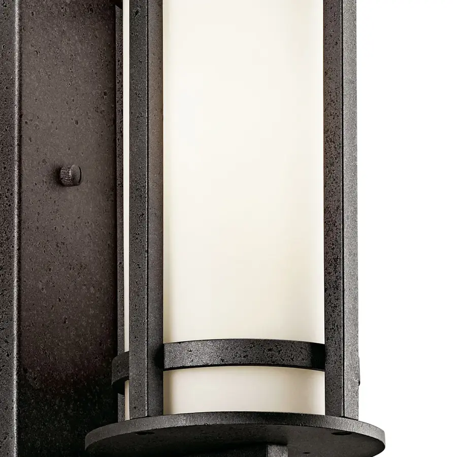 Classic Outdoor Wall Light with Timeless Anvil Iron Finish - Image 2