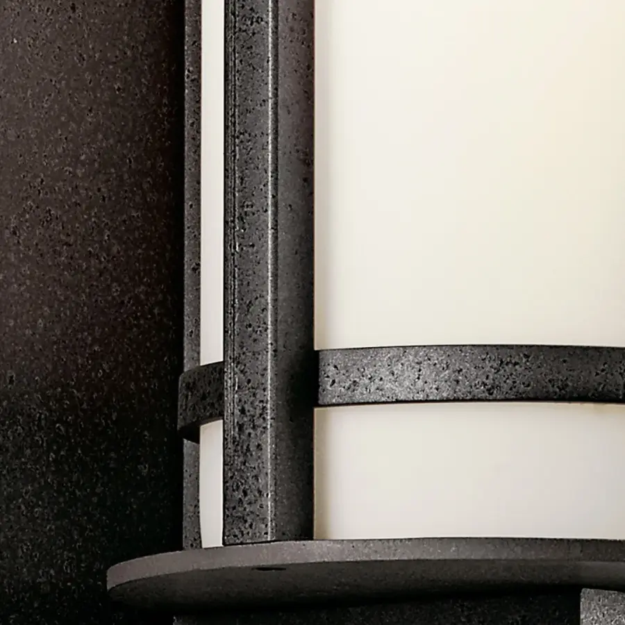 Classic Outdoor Lighting with Timeless Anvil Iron Finish - Image 4