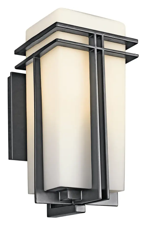 Tremillo Outdoor Wall Sconce in Black