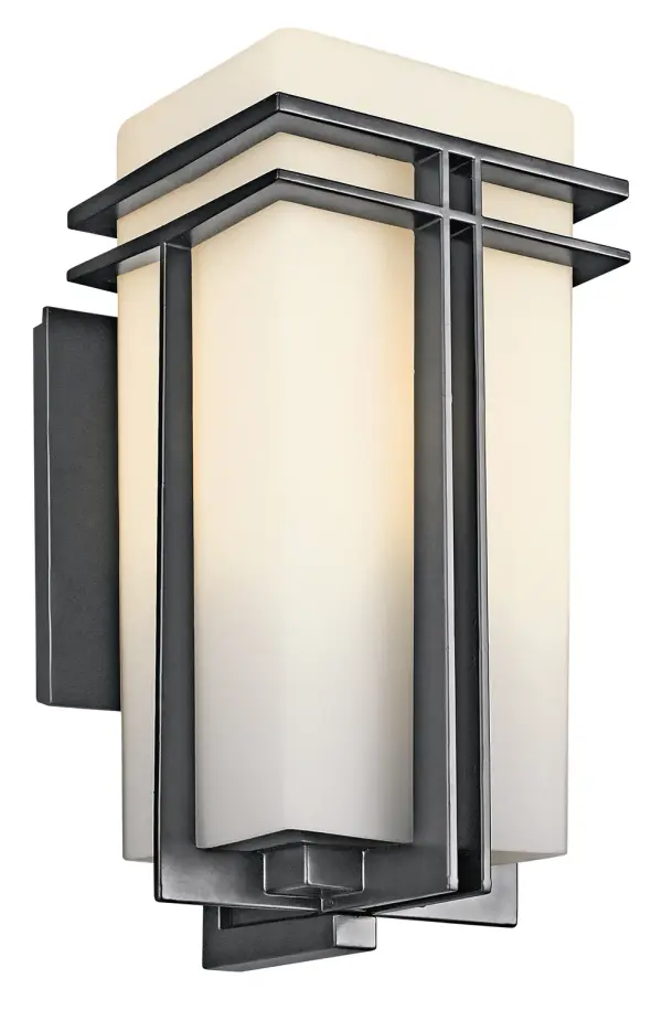 Tremillo Outdoor Wall Sconce in Black