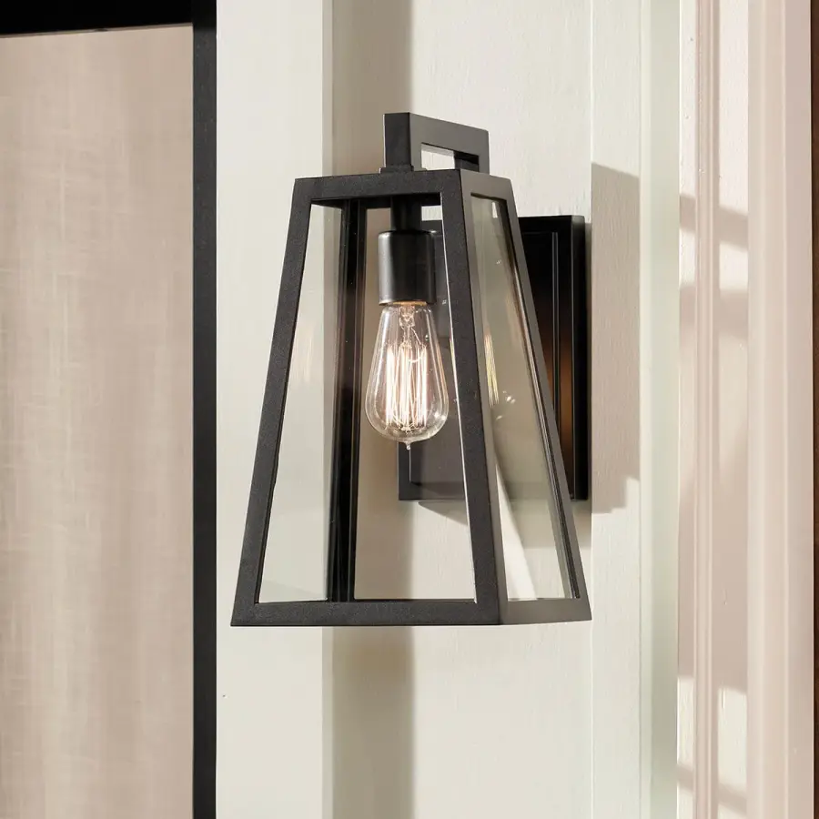 Classic Outdoor Wall Light with Clear Glass and Wet-Rated Durability - Image 7