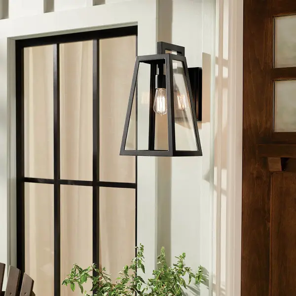 Elegant Outdoor Wall Light with Clear Glass and Wet-Rated Durability - Image 5
