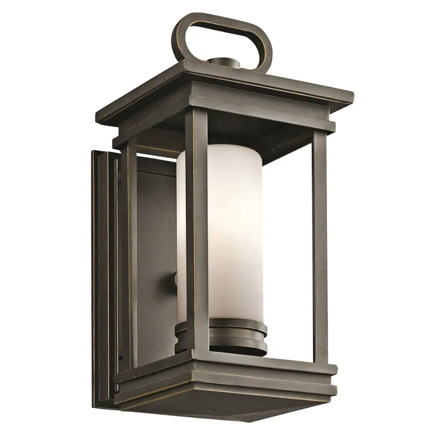 South Hope Outdoor Wall Sconce in Rubbed Bronze