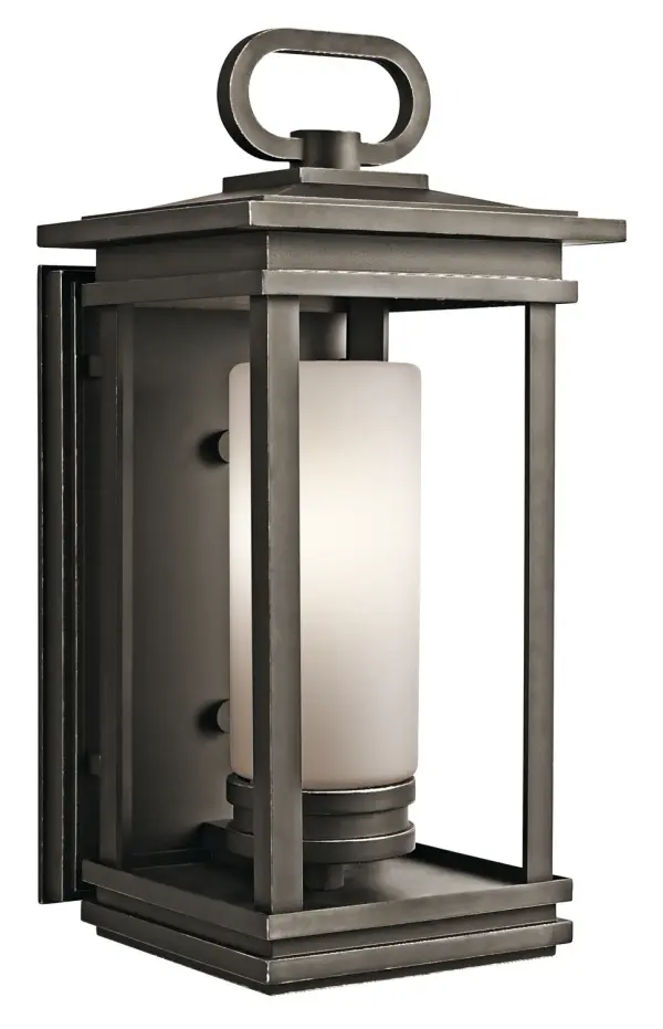 South Hope Outdoor Wall Sconce in Rubbed Bronze