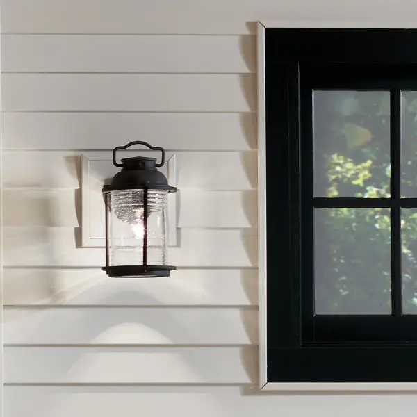 Ashland Bay Outdoor Wall Light - Image 3