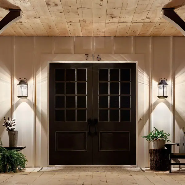 Ashland Bay Outdoor Wall Light - Image 4