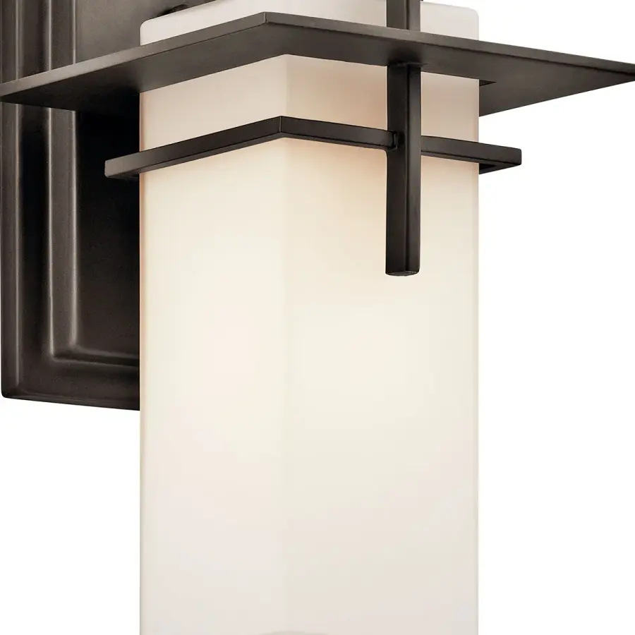 Classic Outdoor Wall Light with Timeless Bronze Finish - Image 2