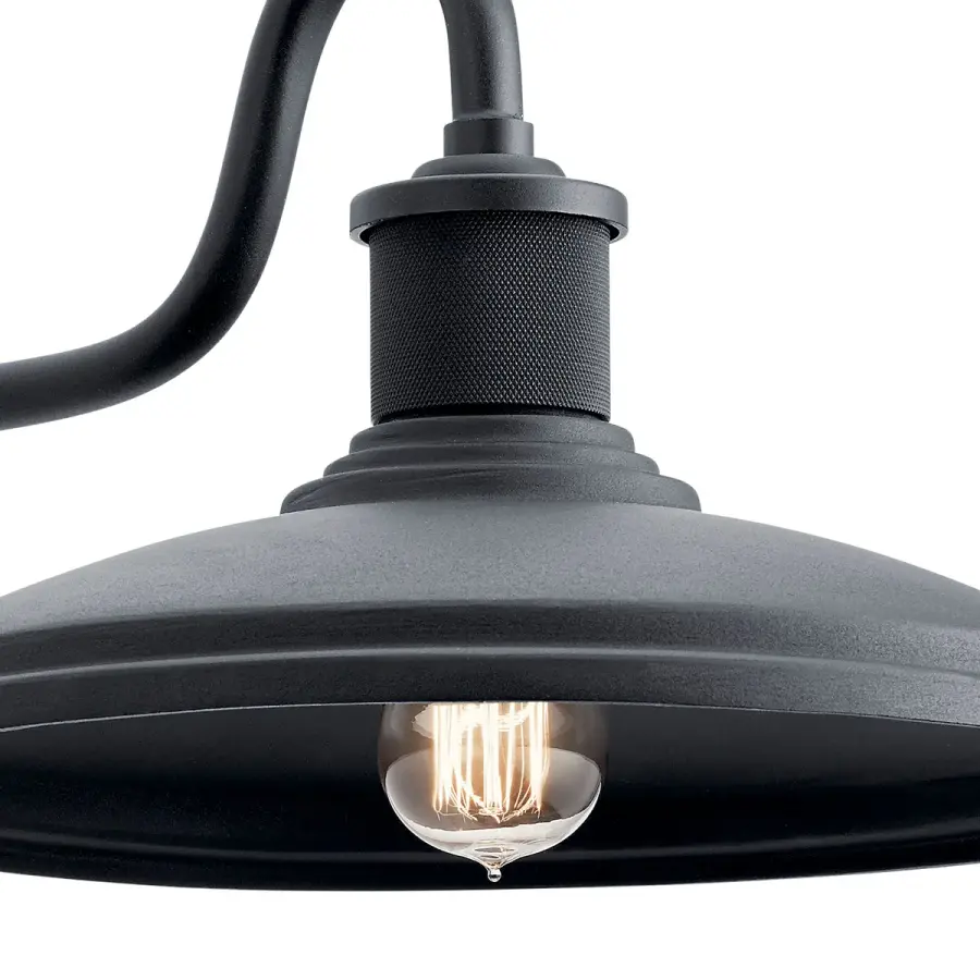 Classic Outdoor Wall Light with Wet-Rated Durability - Image 2