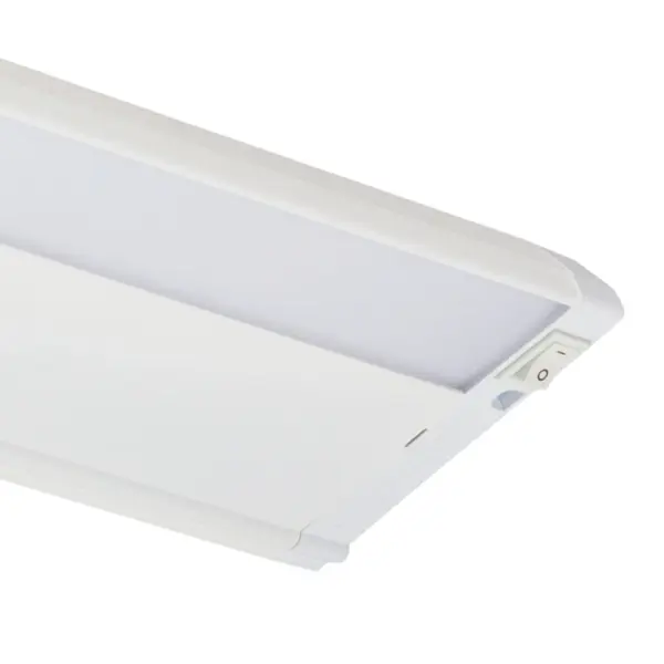 The 4U Series delivers 733 lumens of warm white light in a sleek 30-inch profile, perfect for kitchen counters and workspace illumination. Energy-efficient LED technology with dimming capability and Title 24 compliance. - alternate view