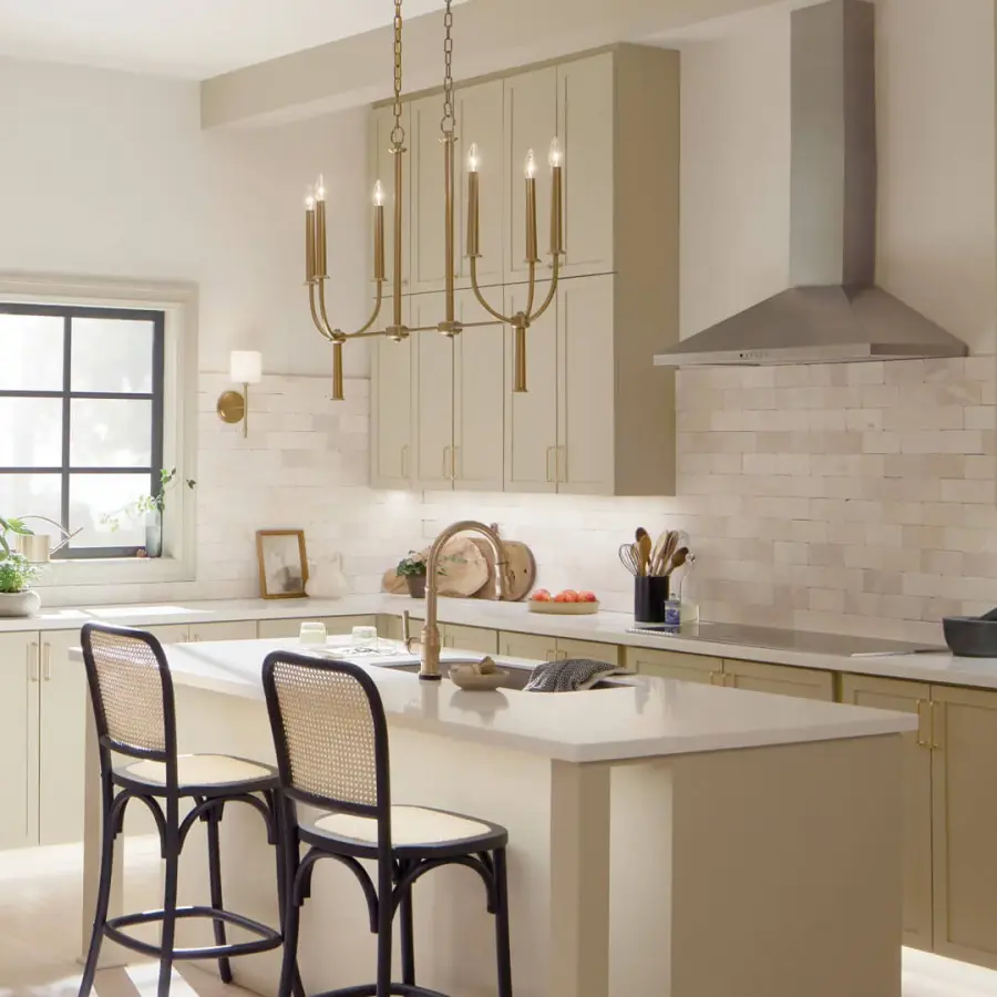 Elegant Linear Chandelier Blends Traditional Warmth with Modern Lines - Image 6