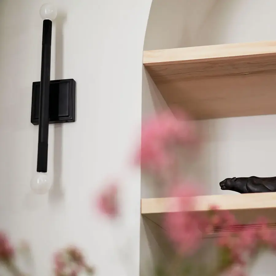 Sleek Modern Wall Sconce with Versatile Up/Down Lighting - Image 8