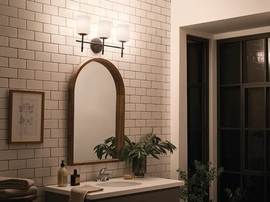 Ali 3-Light Vanity Light in Black - Image 8