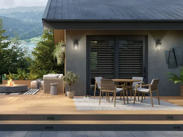 Modern Outdoor Wall Light with Industrial Edge and Wet-Rated Durability - Image 8