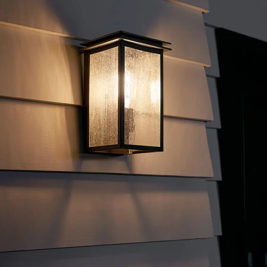 Charming Farmhouse-Style Outdoor Wall Light with Seeded Glass - Image 6