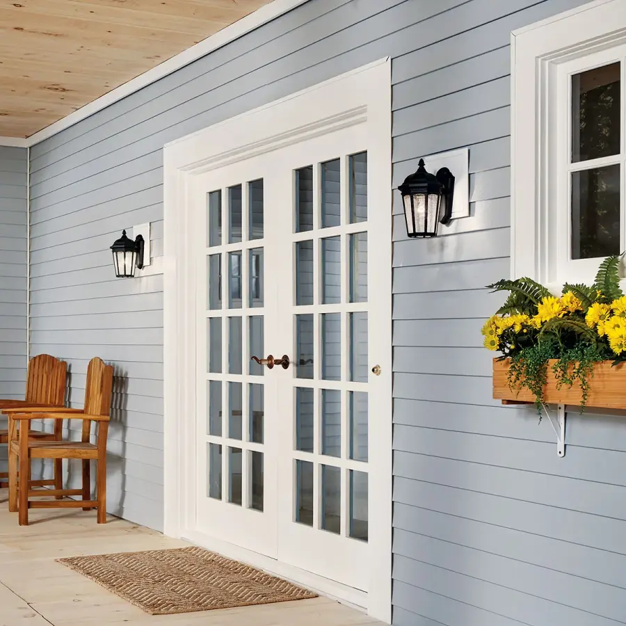 Classic Outdoor Wall Light with Seeded Glass Charm - Image 3