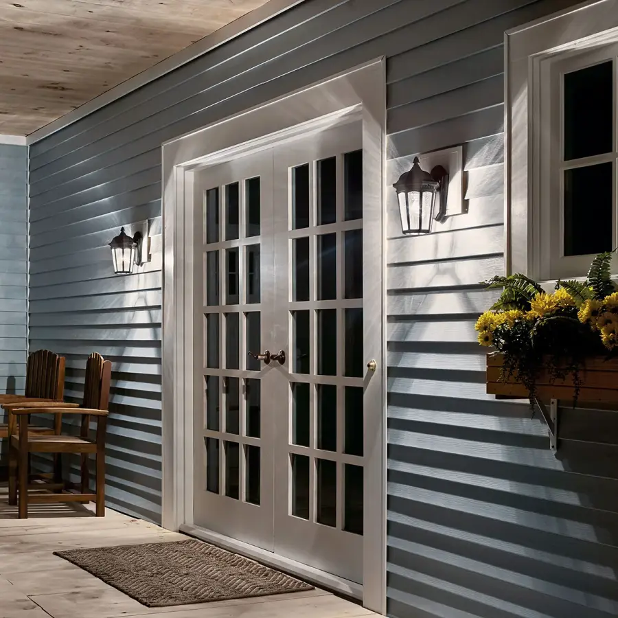 Classic Outdoor Wall Light with Seeded Glass Charm - Image 4