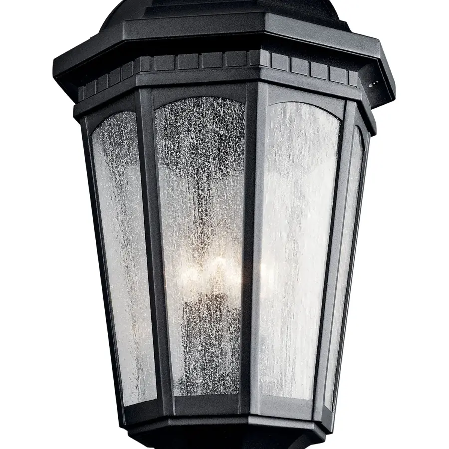 Classic Outdoor Post Light with Timeless Appeal - Image 2