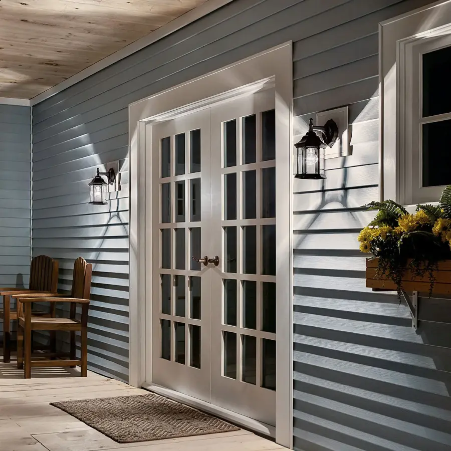 Classic Outdoor Wall Light with Timeless Beveled Glass Design - Image 5