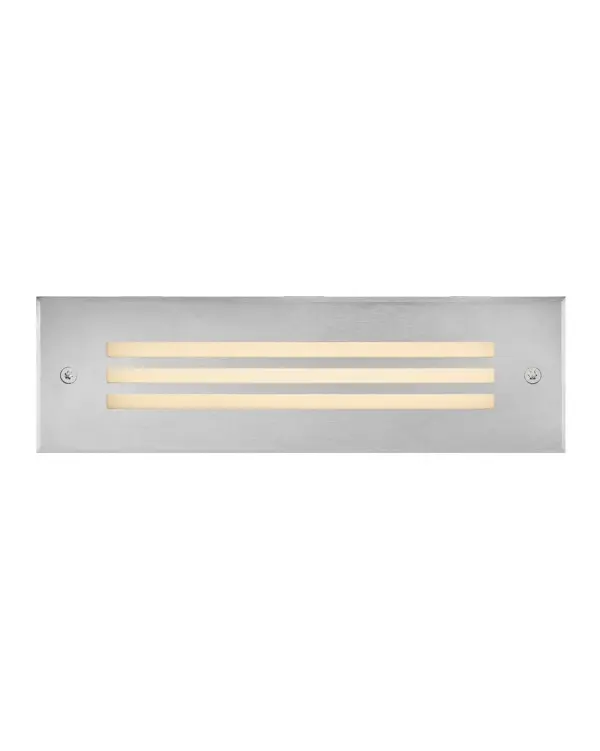 The Sparta Dash delivers modern architectural lighting with marine-grade 316 stainless steel construction and integrated LED technology. Its compact profile and frosted lens provide soft, glare-free illumination ideal for steps, pathways, and accent lighting.