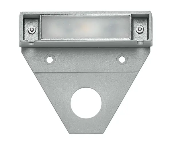 The Nuvi LED Deck Sconce delivers efficient horizontal illumination in an incredibly compact form. Its durable vinyl alloy construction and wet rating make it ideal for outdoor deck and step lighting applications.